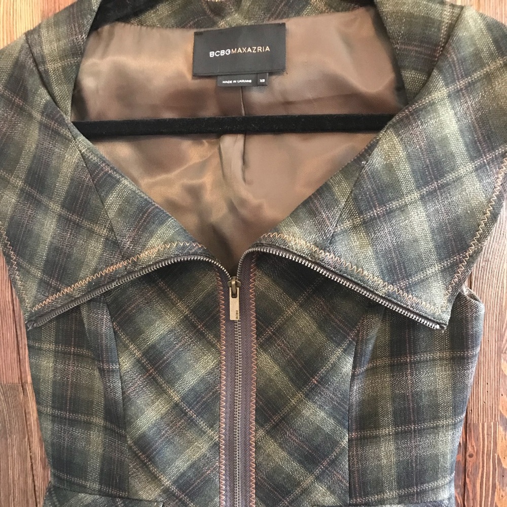 BCBGMaxazria vest